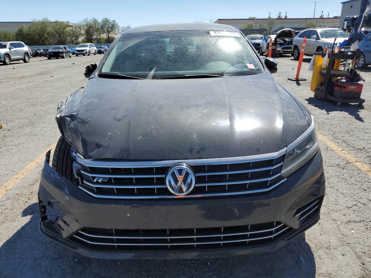 2016 Volkswagen Passat S - Image 5