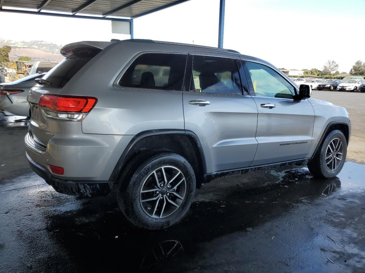 2021 Jeep Grand Cherokee - Фото 3