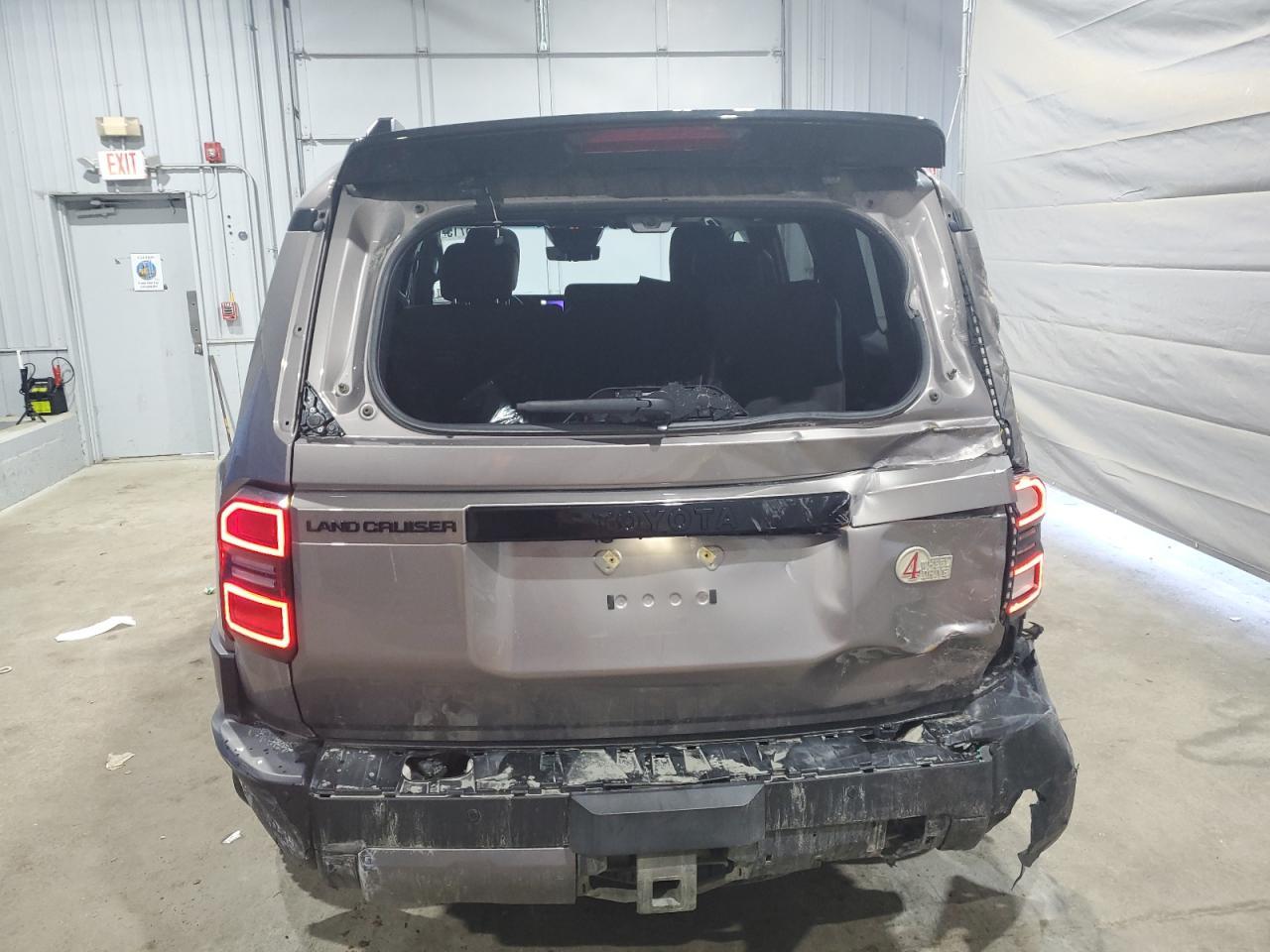 2024 Toyota Land Cruiser Base - Фото 6