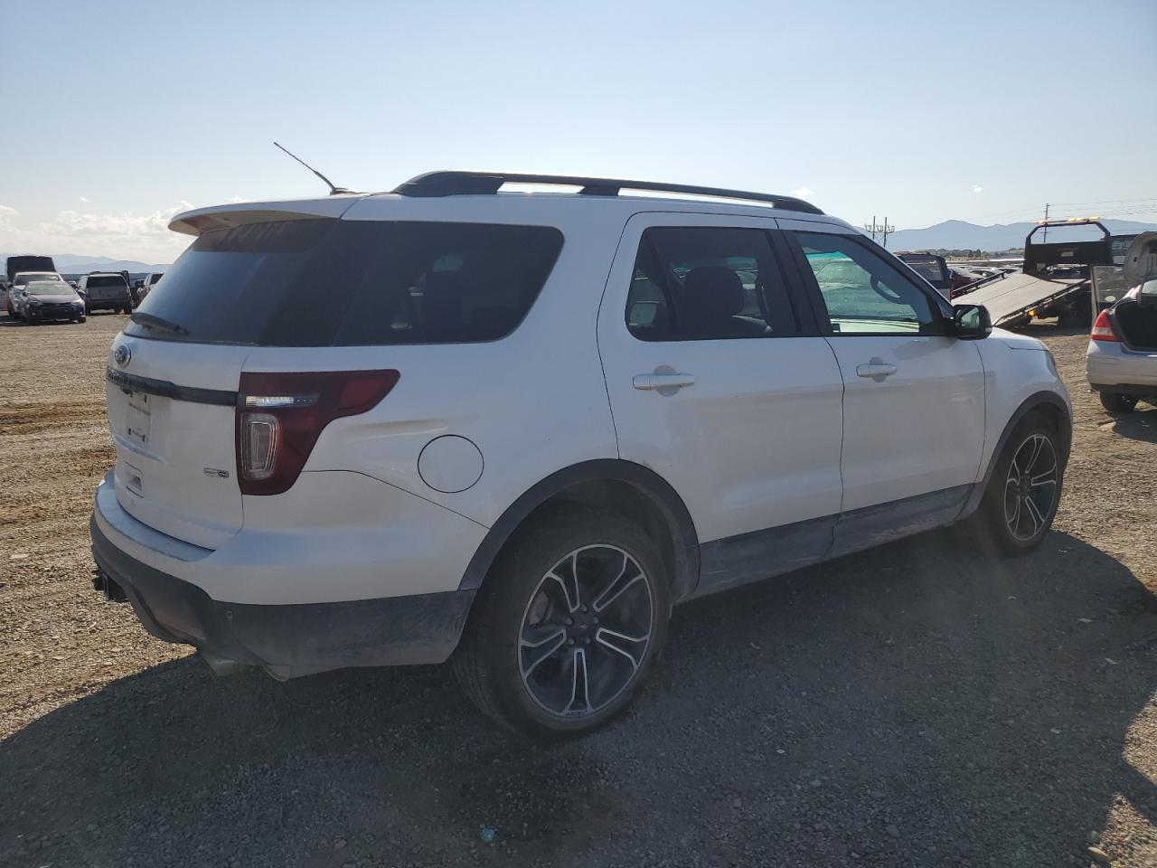 2015 Ford Explorer Sport - Фото 3