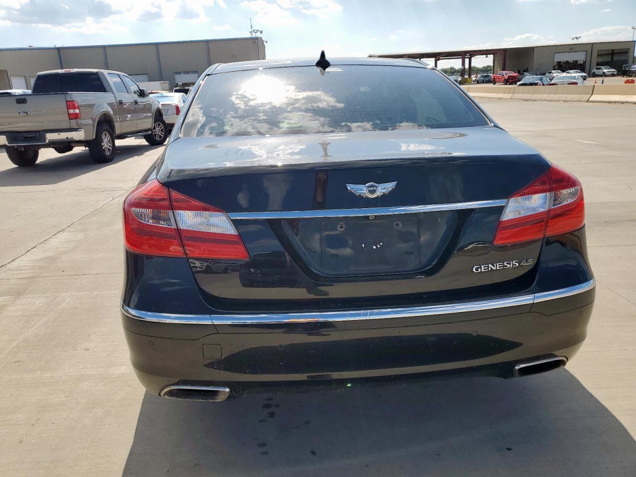 2012 Hyundai Genesis 4.6L - Фото 6