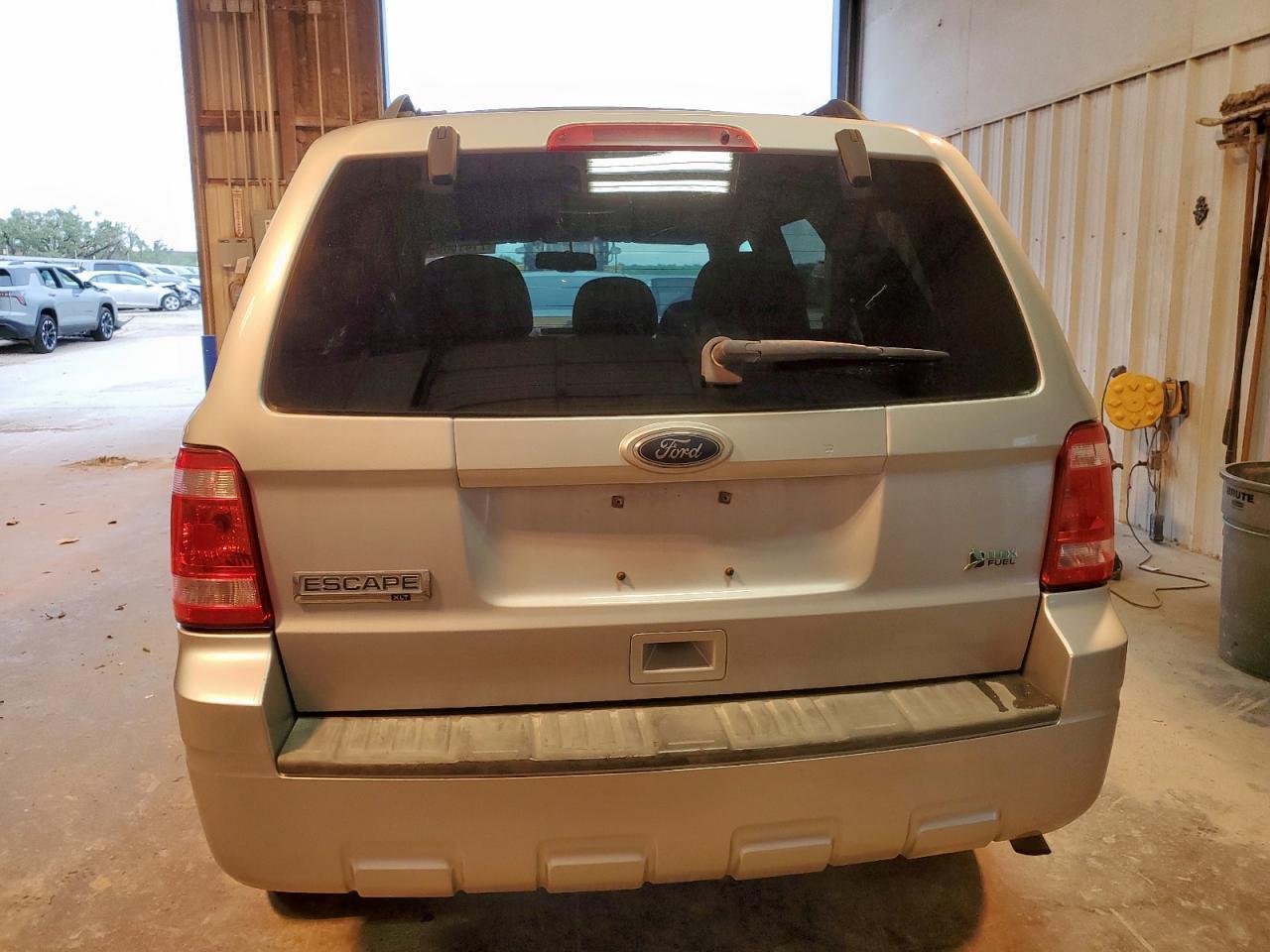 2011 Ford Escape Xlt - Image 6
