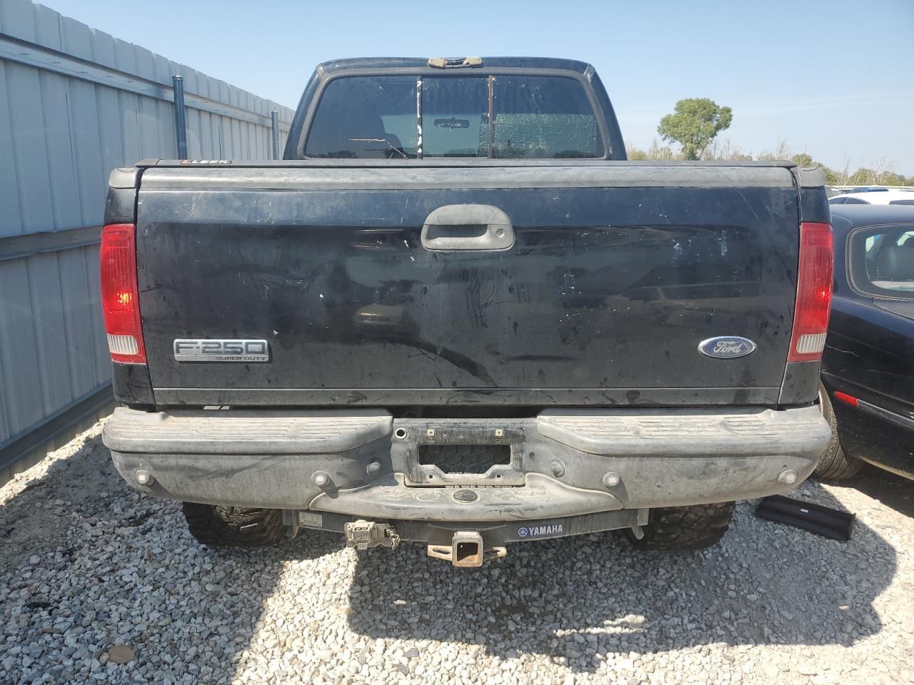 2005 Ford F250 Super Duty - Image 6