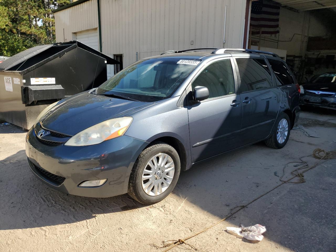 2010 Toyota Sienna Xle