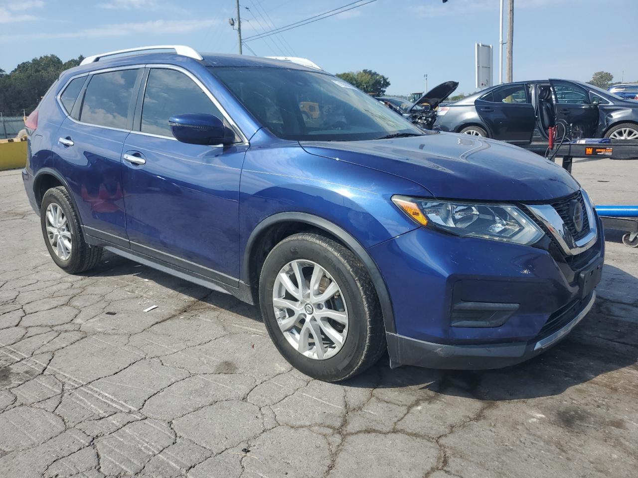 2019 Nissan Rogue S - Фото 4