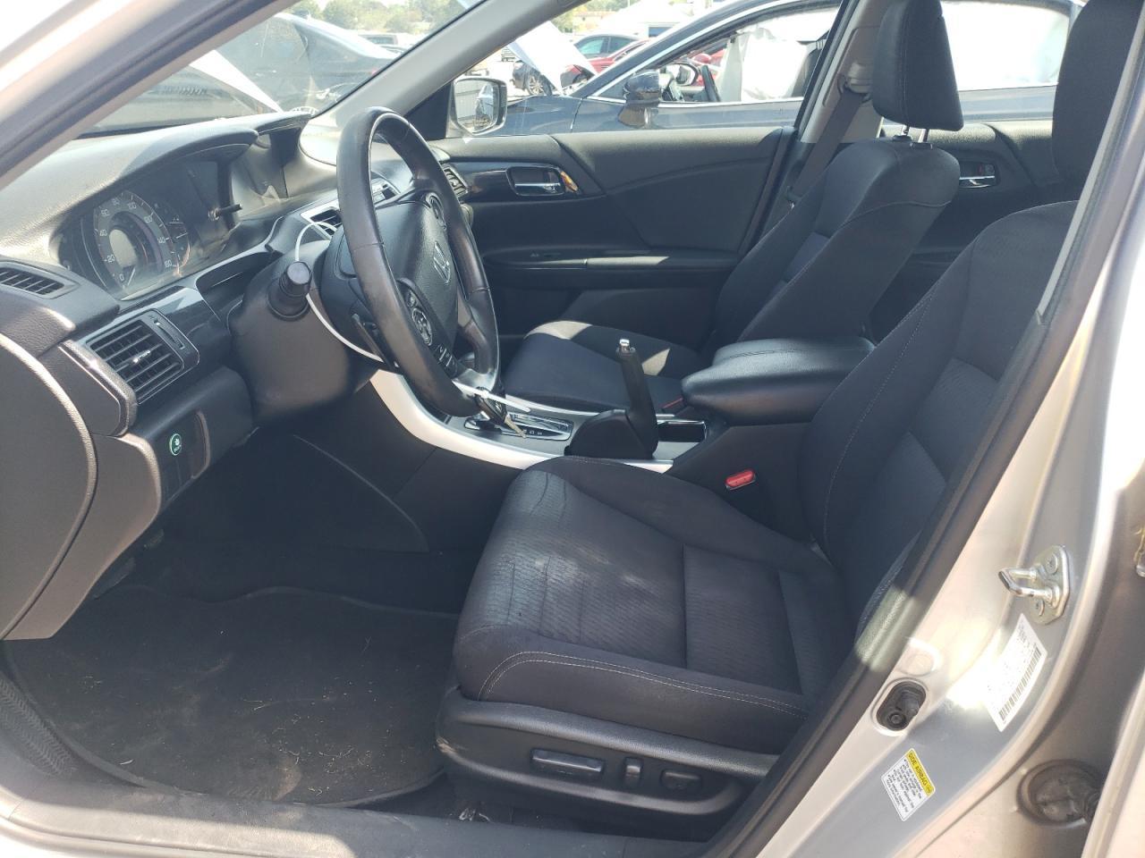 2015 Honda Accord Sport - Image 7