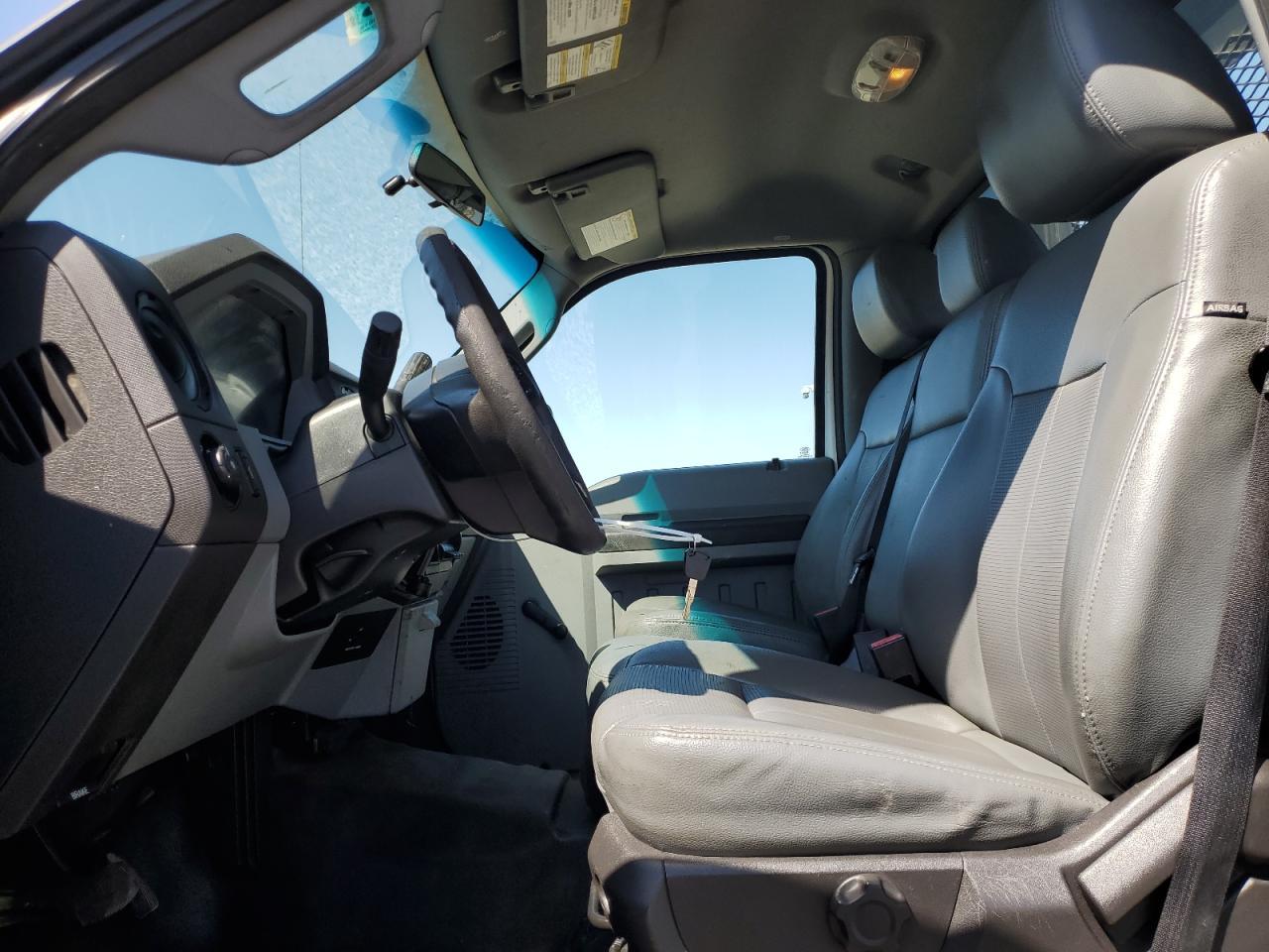 2016 Ford F550 Super Duty - Фото 7