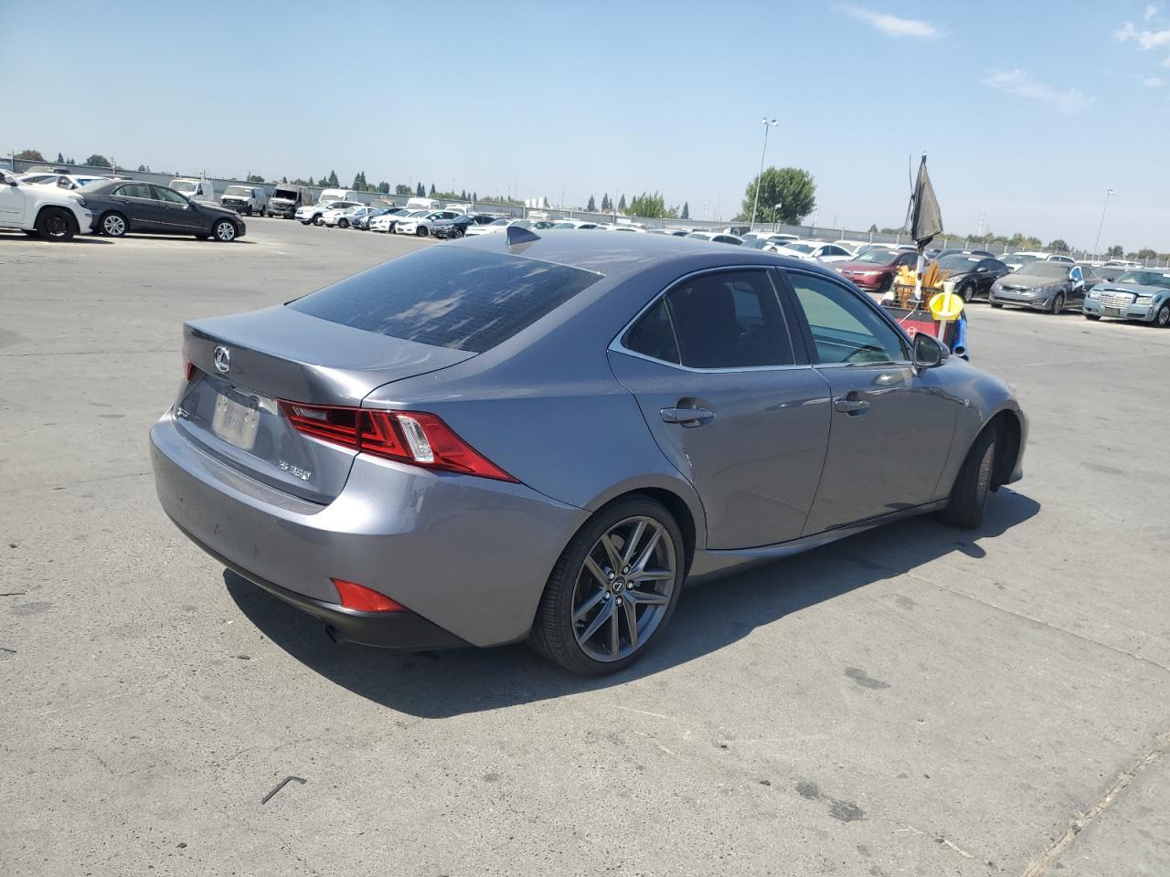 2016 Lexus Is 350 - Фото 3