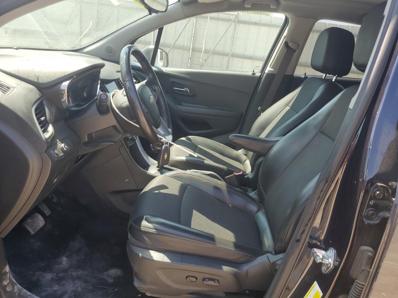 2022 Chevrolet Trax 1Lt - Image 7