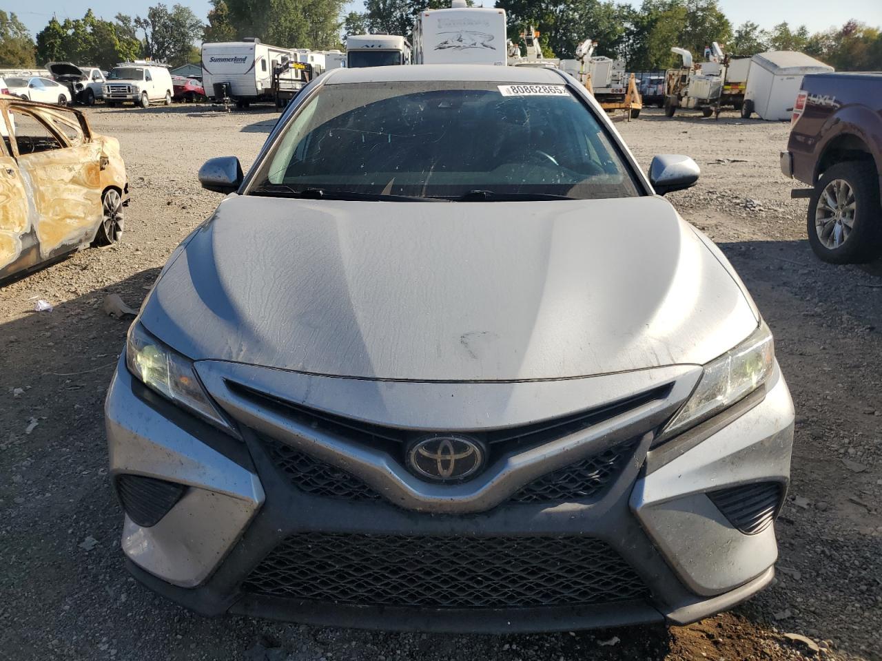 2020 Toyota Camry Se - Фото 5