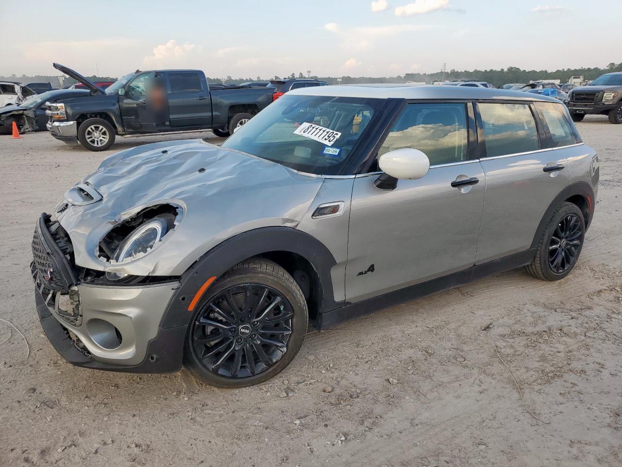 2023 Mini Cooper S Clubman All4 - Image 2