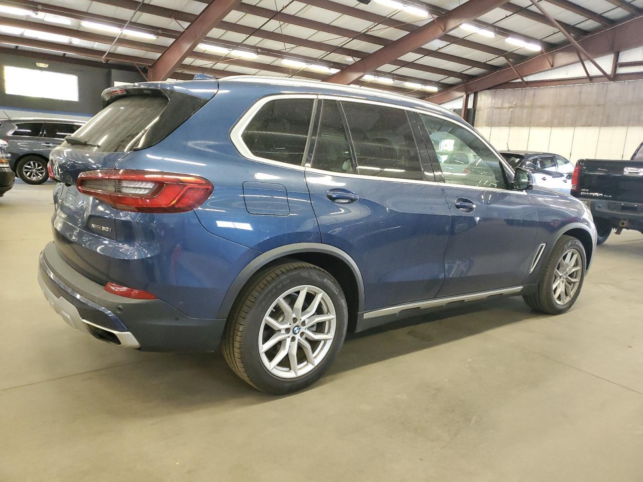 2019 BMW X5 xDrive50I - Фото 3