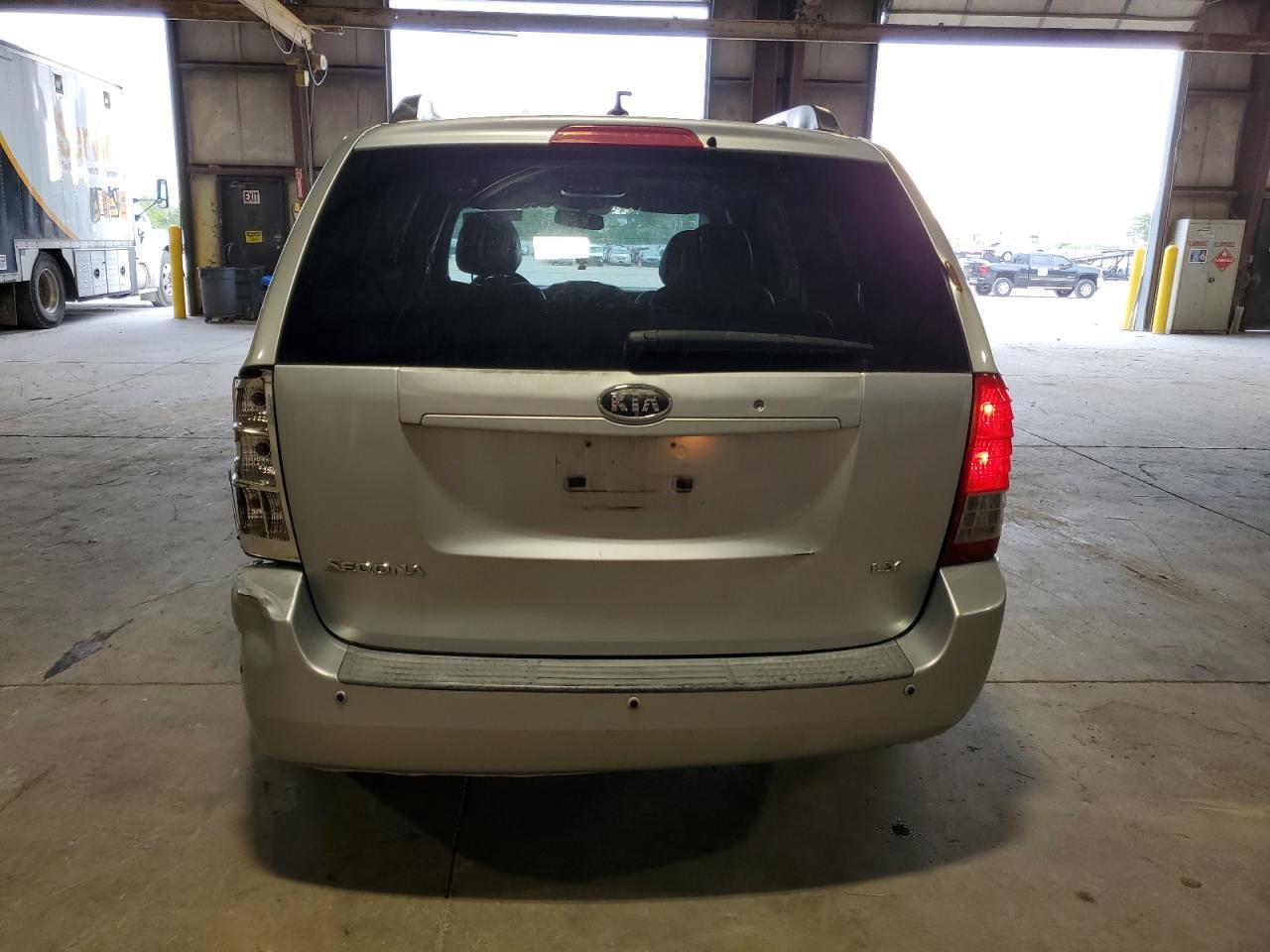 2012 Kia Sedona Ex - Image 6