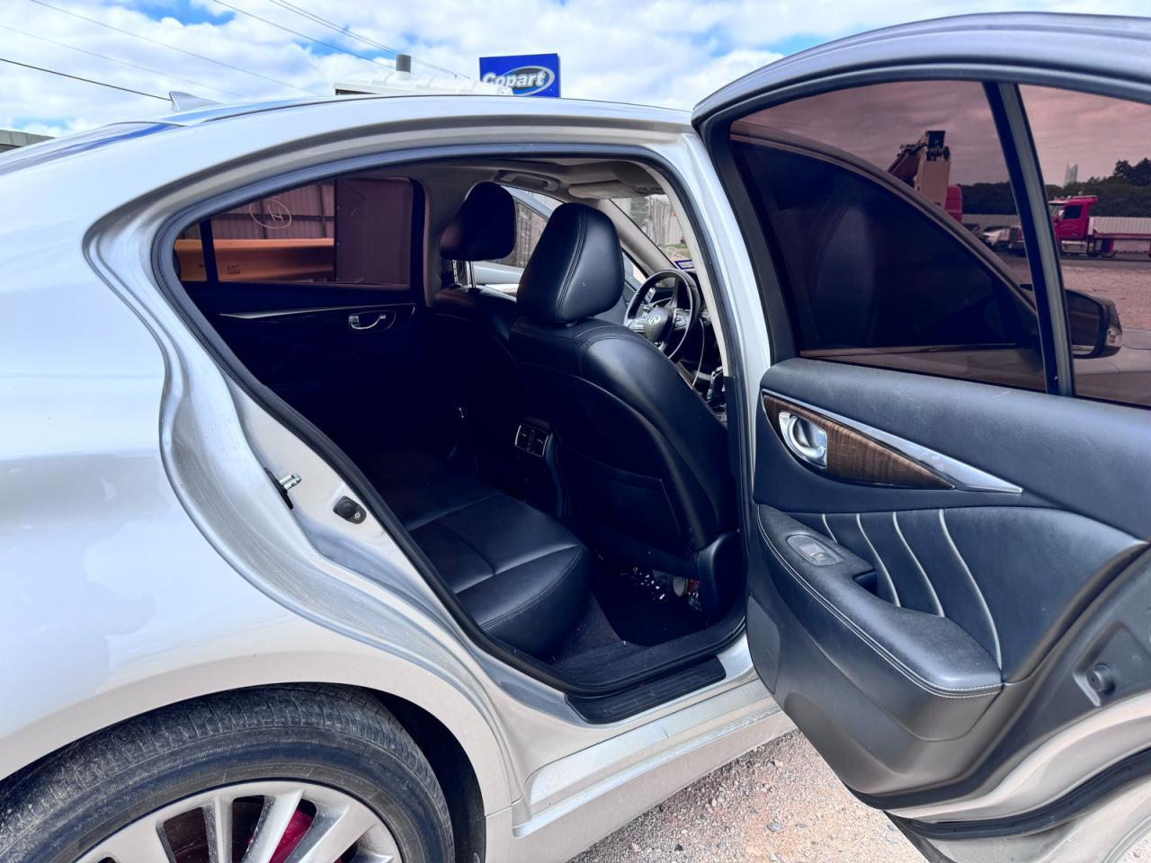 2018 Infiniti Q50 Luxe - Image 6