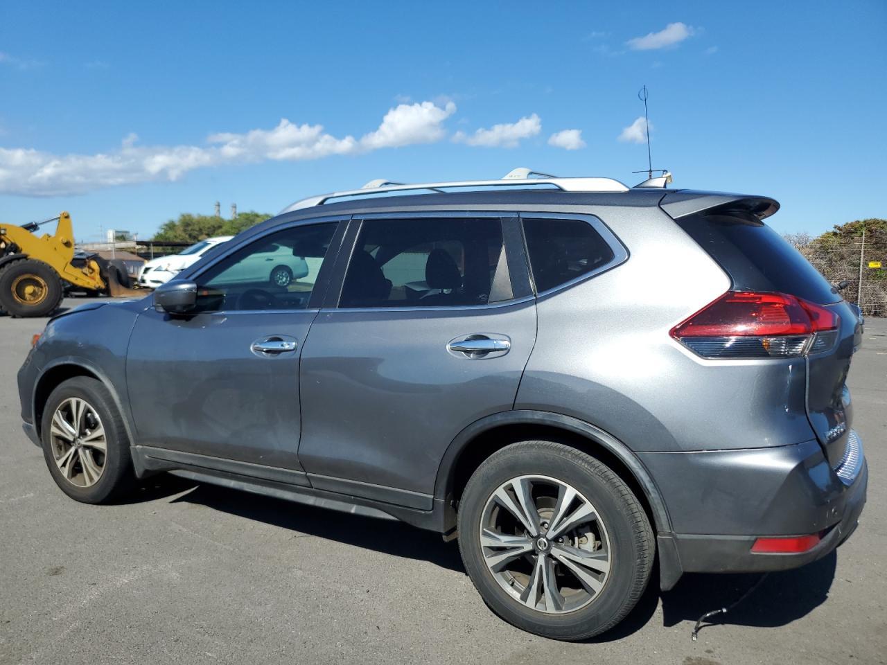 2019 Nissan Rogue S - Image 2