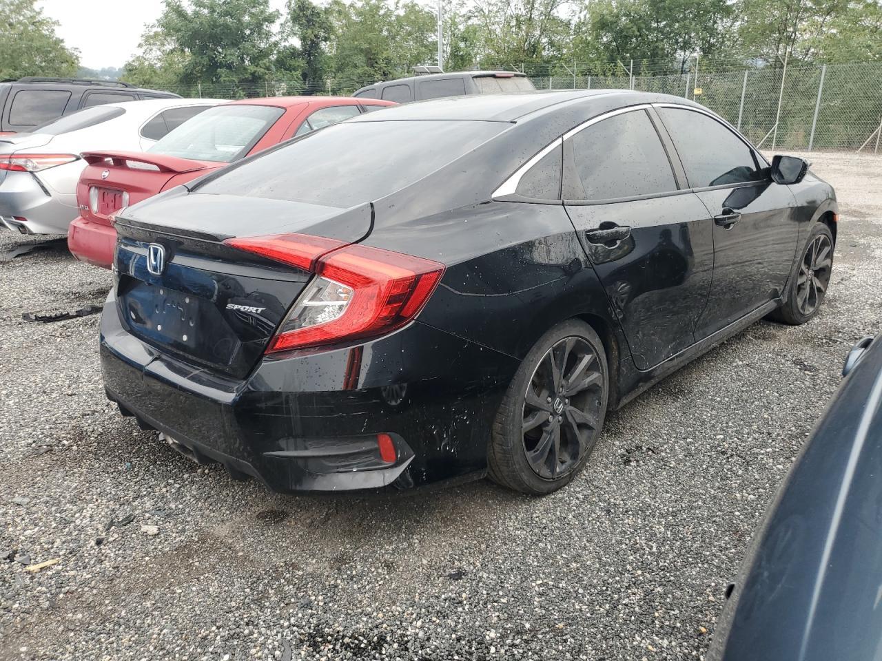 2019 Honda Civic Sport - Фото 2