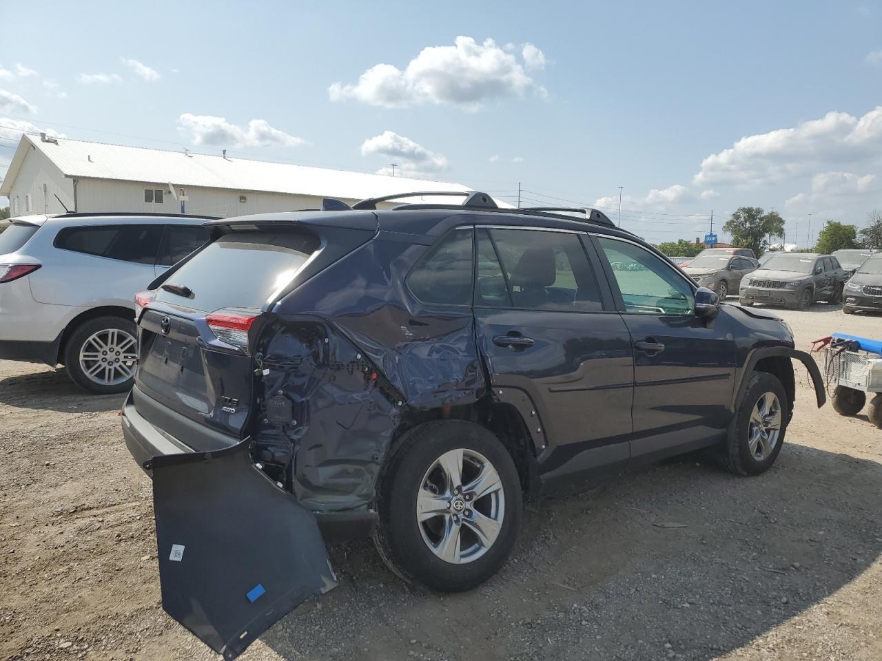 2024 Toyota Rav4 Xle - Фото 3