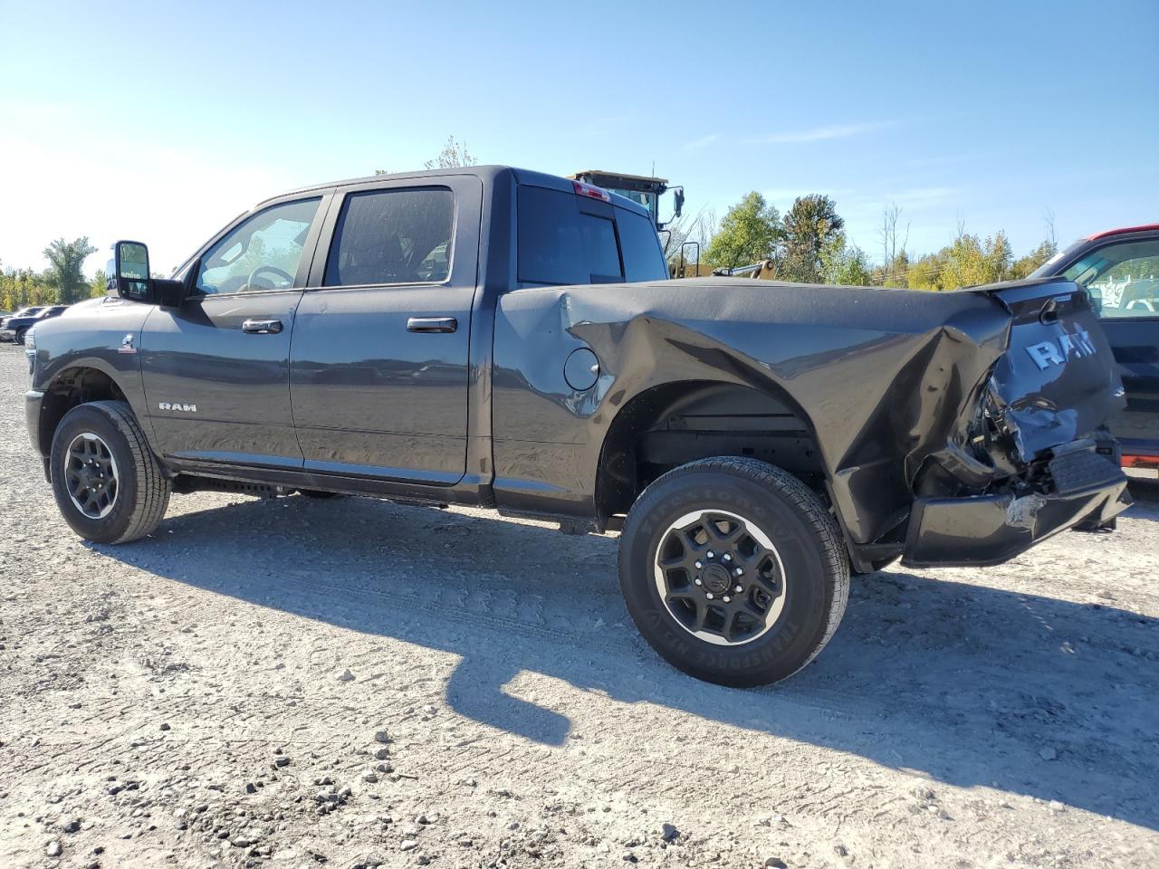 2025 Ram 2500 Laramie - Фото 2