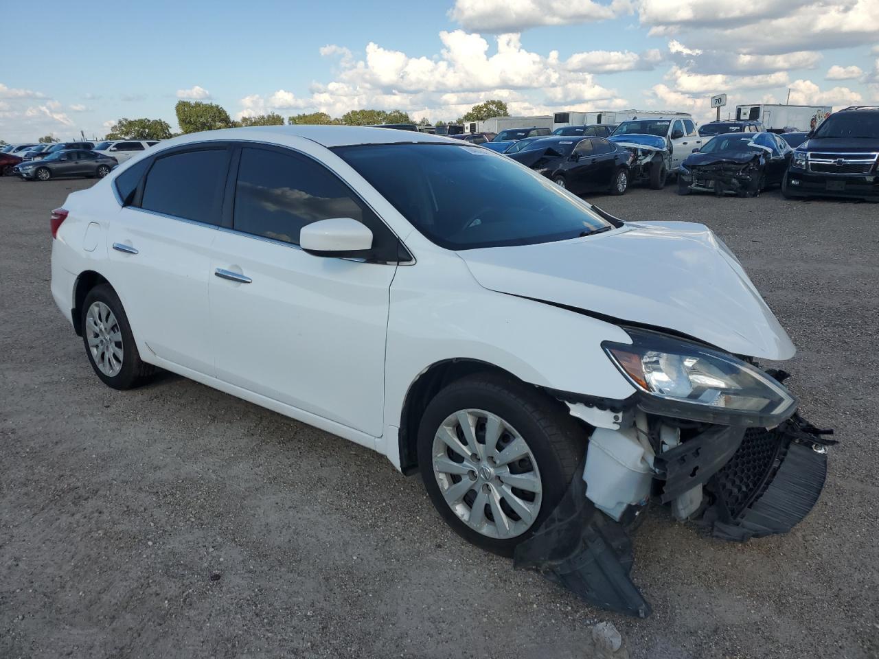2017 Nissan Sentra S - Image 4