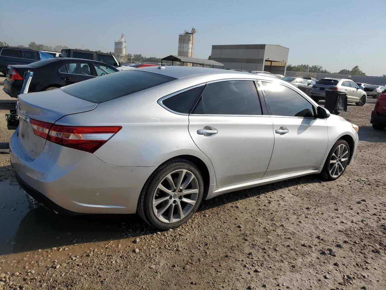 2014 Toyota Avalon Base - Image 3
