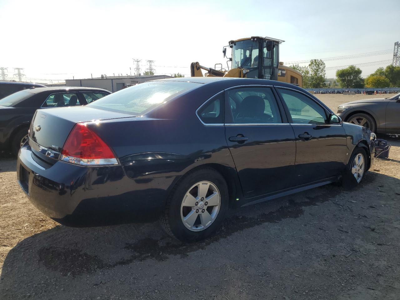 2010 Chevrolet Impala Ls - Фото 3