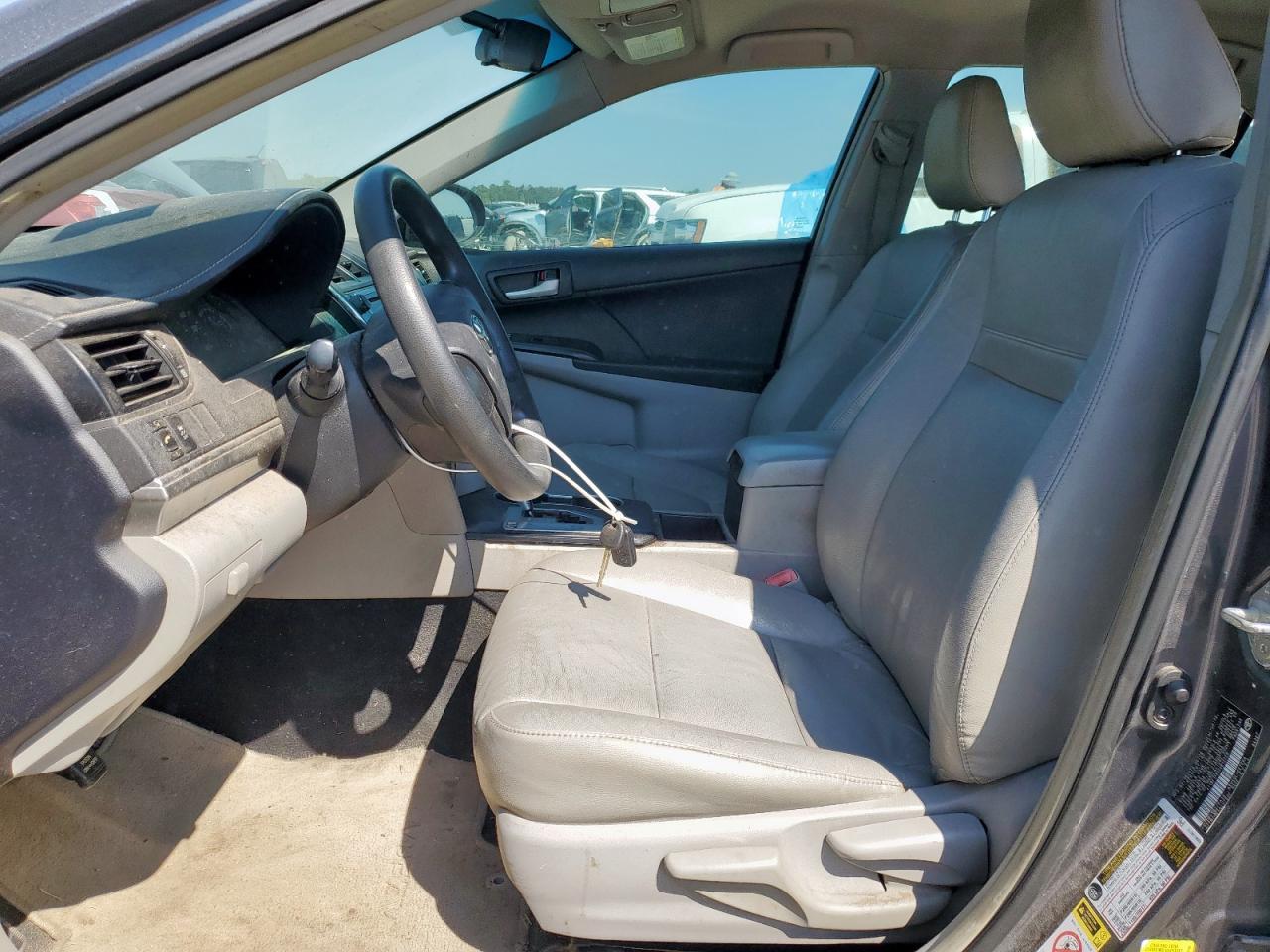 2012 Toyota Camry Base - Фото 7