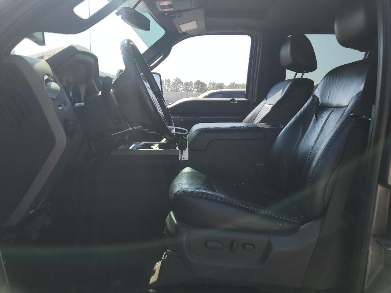 2011 Ford F250 Super Duty - Фото 7