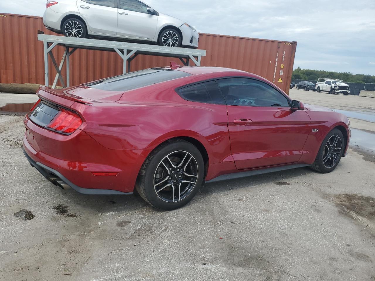 2021 Ford Mustang Gt - Фото 3