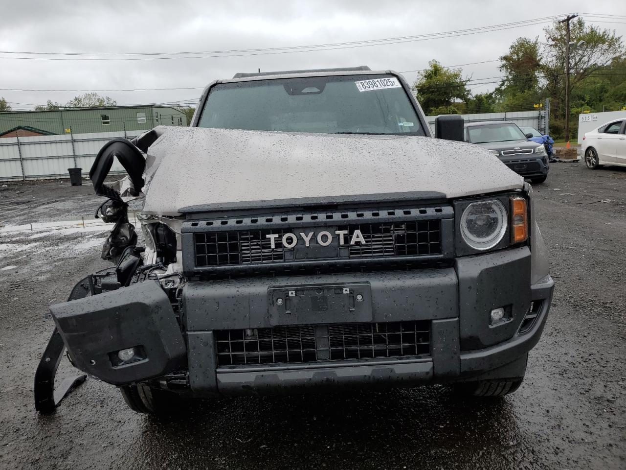 2025 Toyota Land Cruiser Base - Фото 5