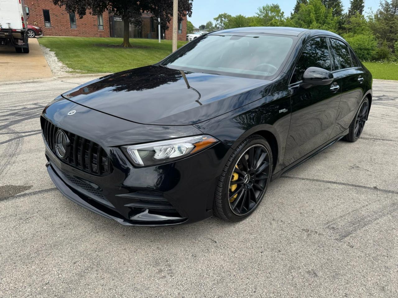 2021 Mercedes-Benz A 35 Amg - Фото 2
