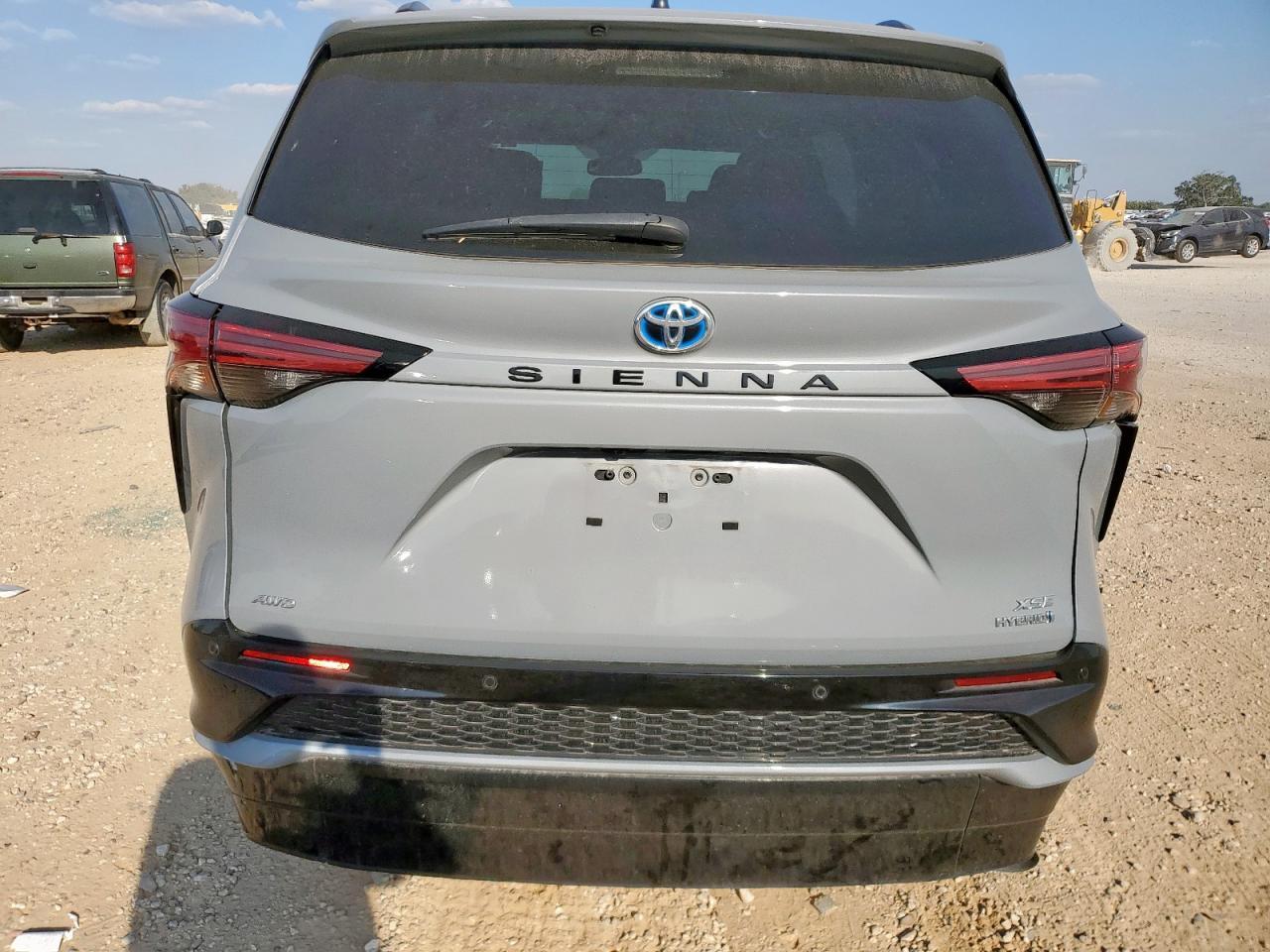 2023 Toyota Sienna Xse - Фото 6