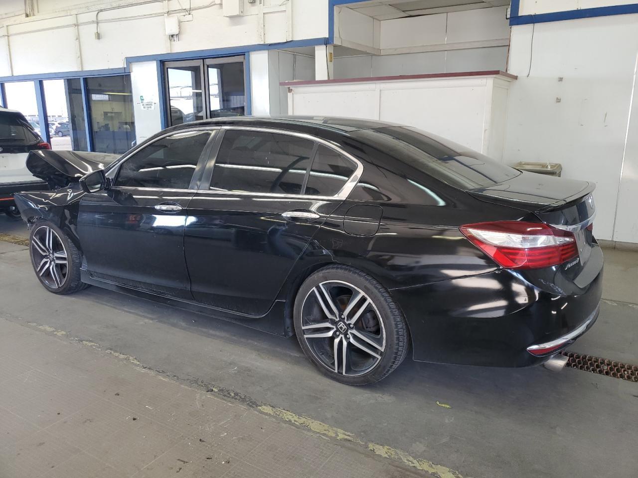 2017 Honda Accord Sport - Image 2