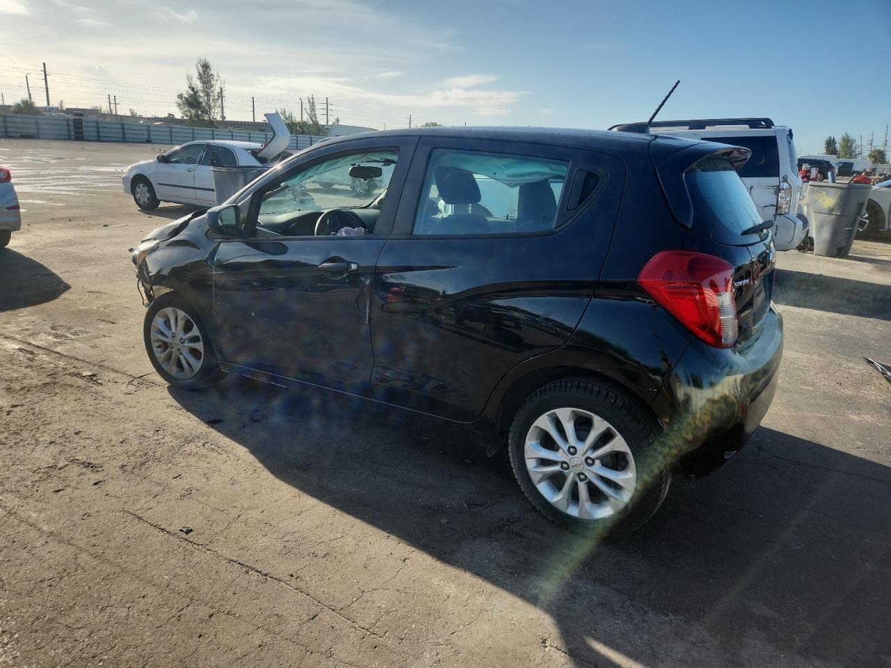 2021 Chevrolet Spark 1Lt - Фото 2