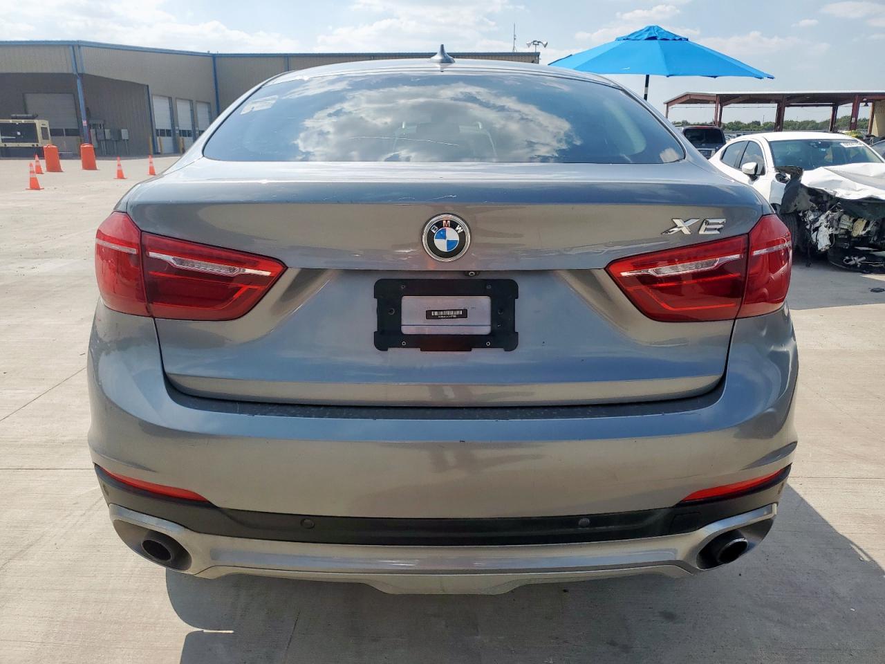 2016 BMW X6 xDrive35I - Фото 6