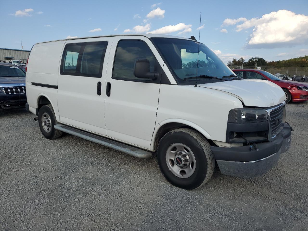 2019 GMC Savana G2500 - Фото 4