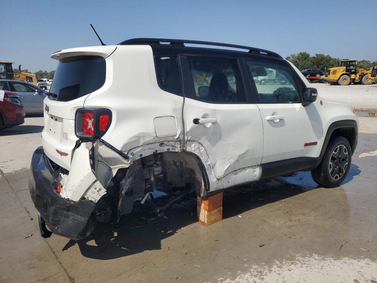 2016 Jeep Renegade Trailhawk - Фото 3