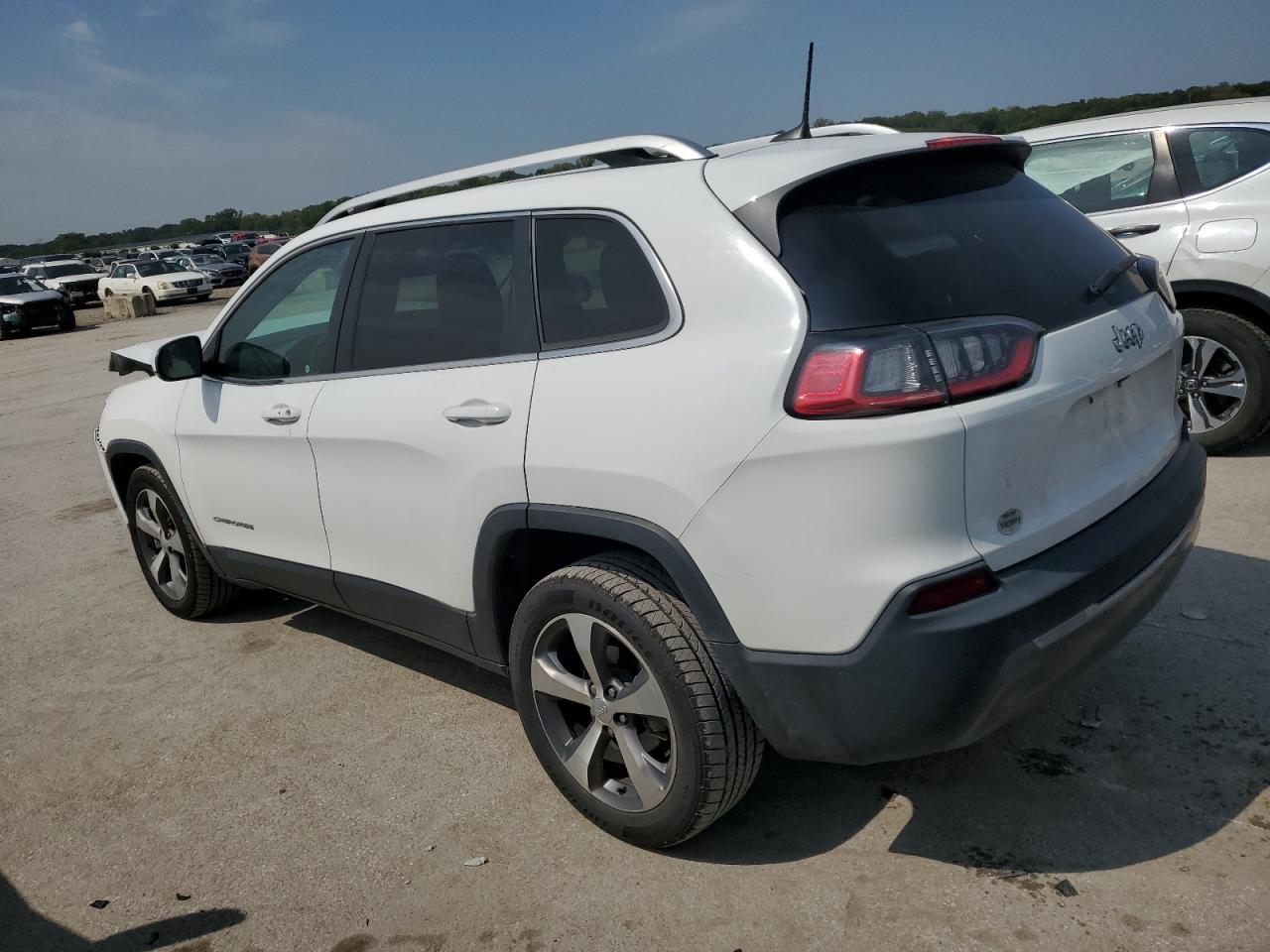 2020 Jeep Cherokee Limited - Image 2