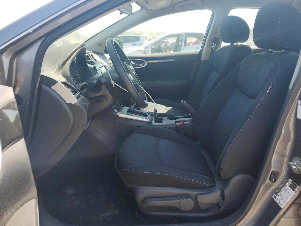 2019 Nissan Sentra S - Фото 7