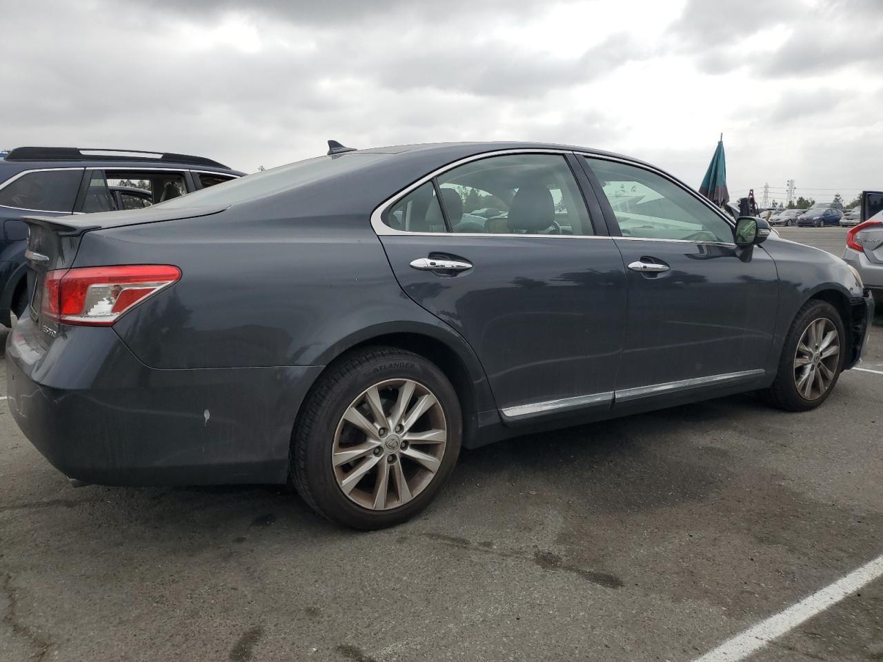 2011 Lexus Es 350 - Фото 3