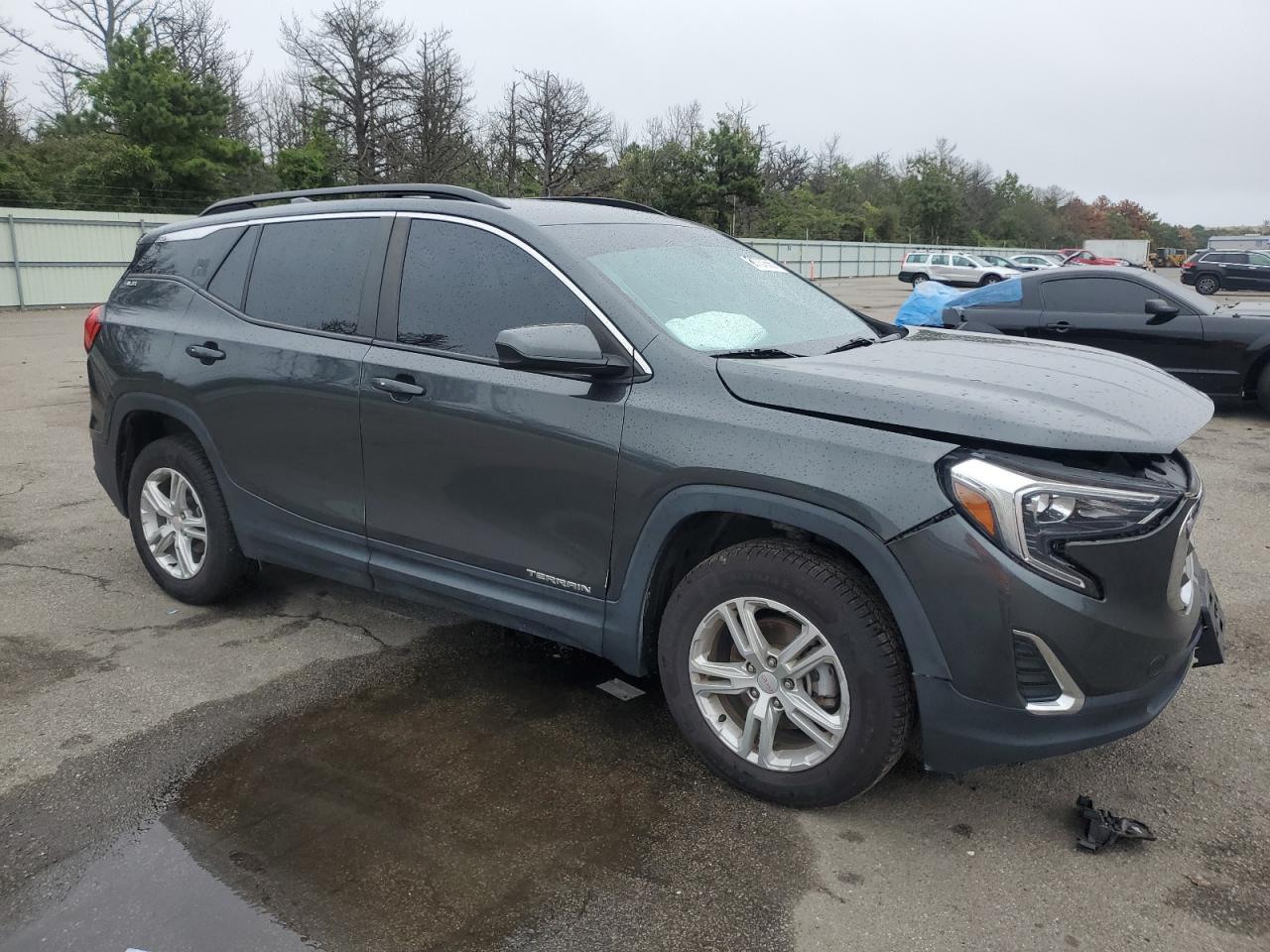 2021 GMC Terrain Sle - Image 4