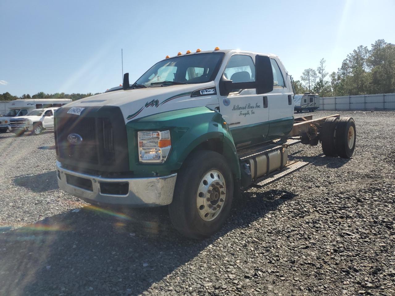 2023 Ford F750 Super Duty