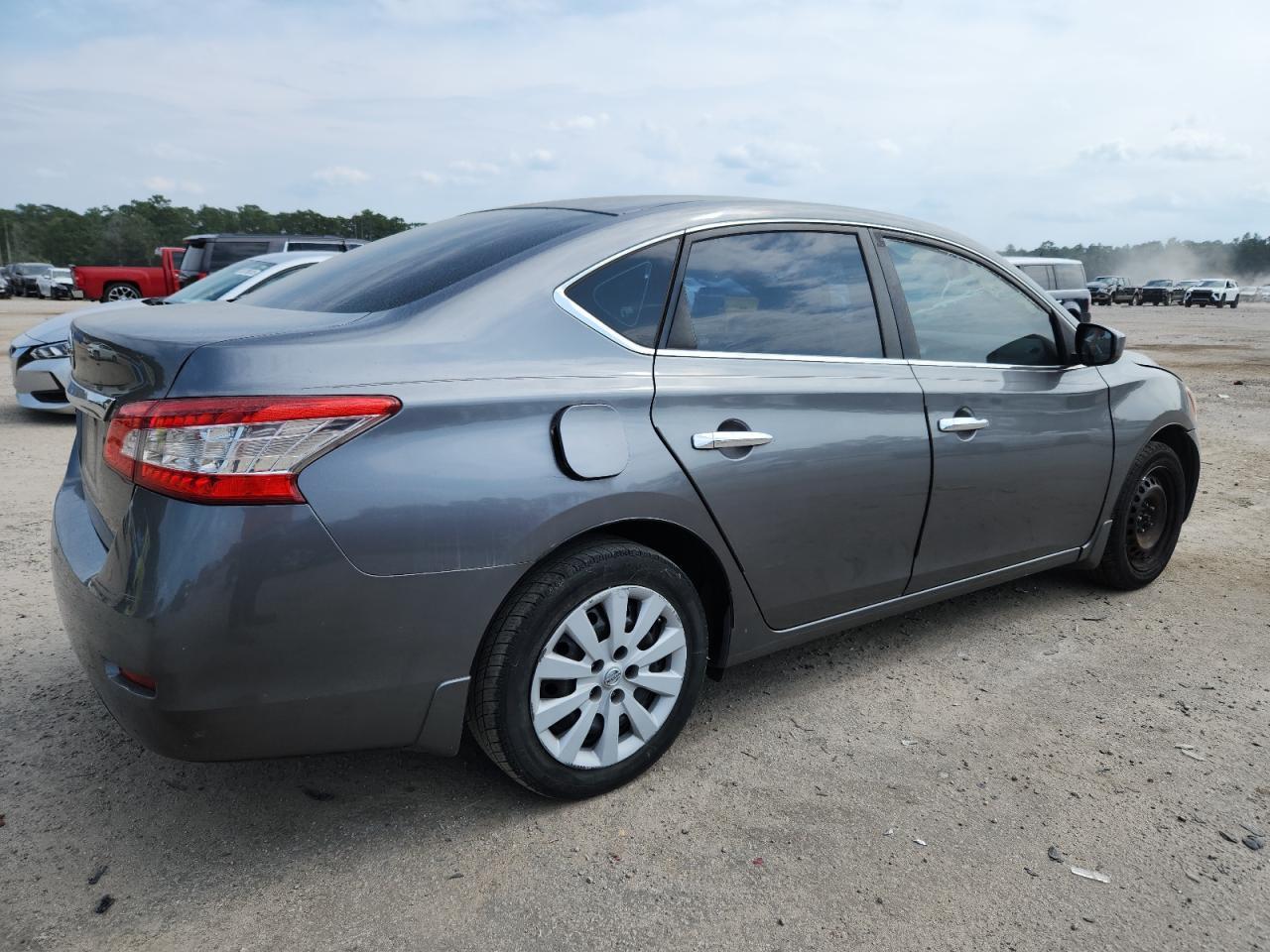 2015 Nissan Sentra S - Image 3