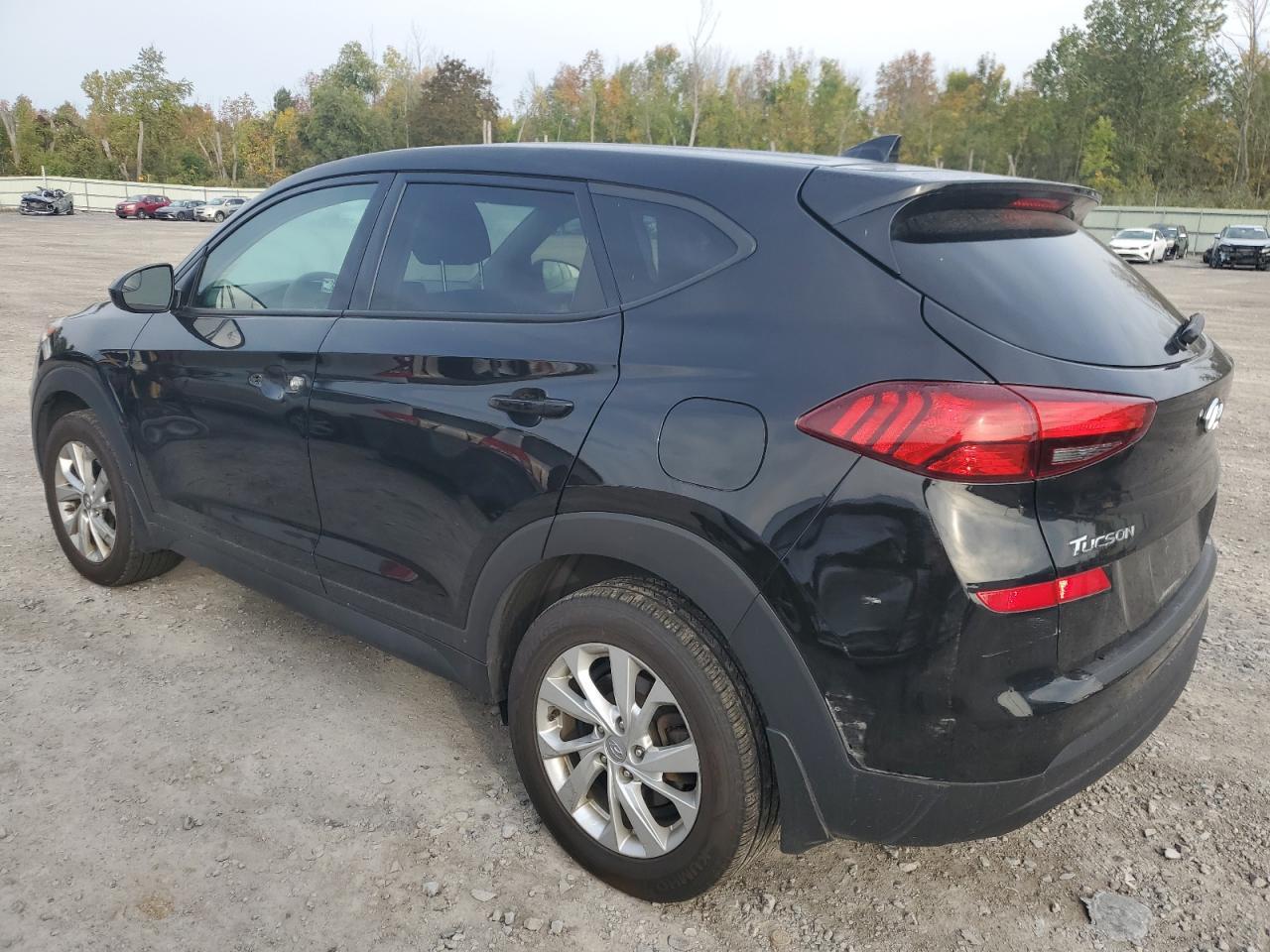 2021 Hyundai Tucson Se - Image 2