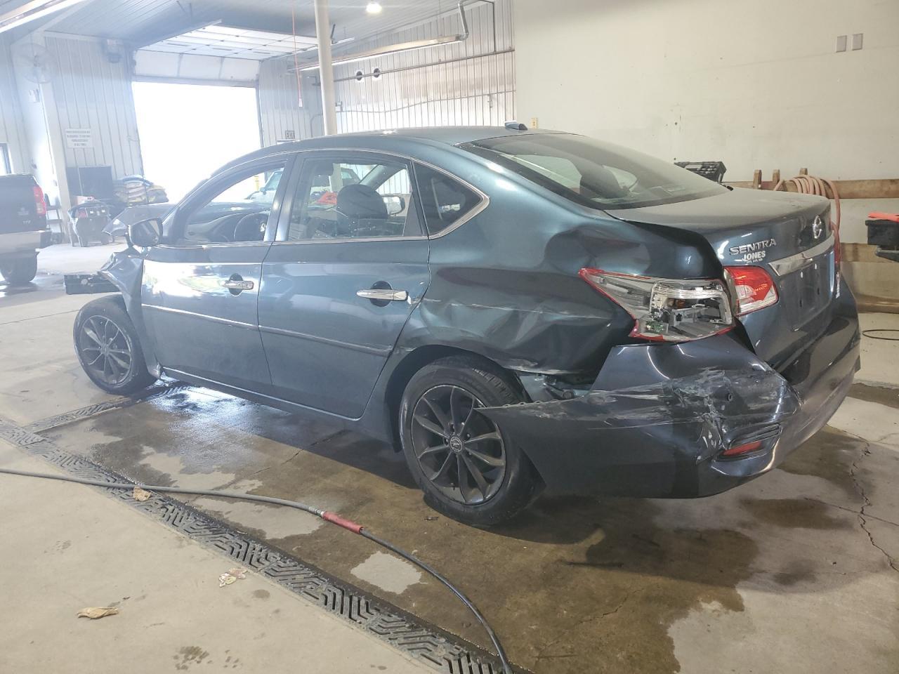 2017 Nissan Sentra S - Фото 2