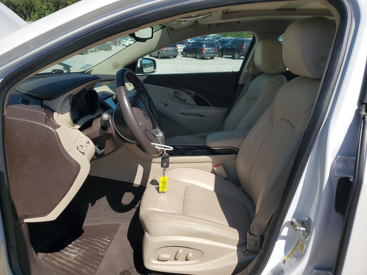 2015 Buick Lacrosse - Image 7