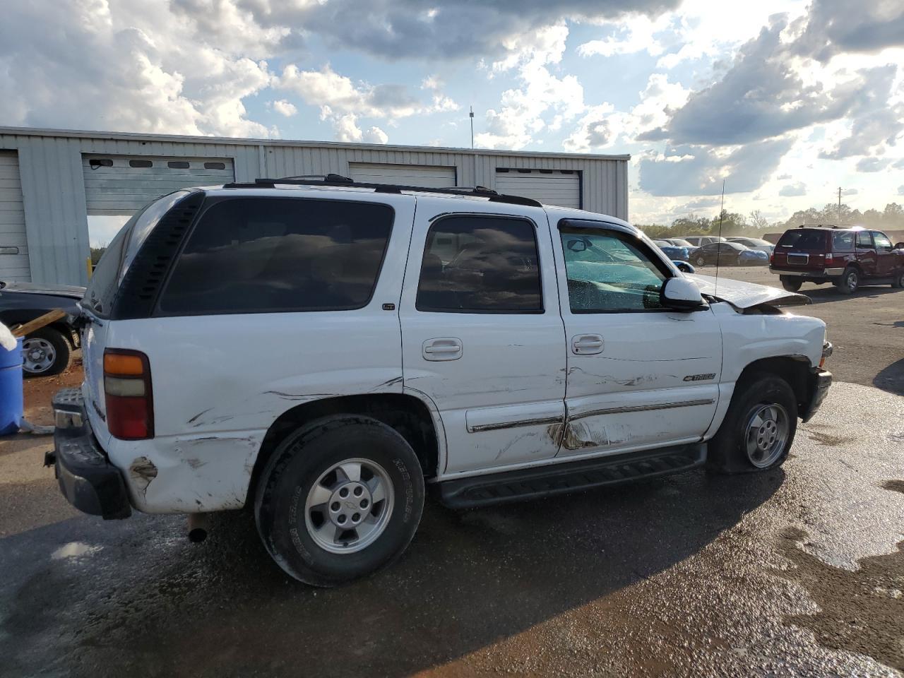 2001 Chevrolet Tahoe C1500 - Фото 3