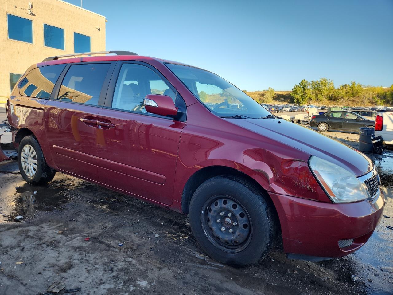 2012 Kia Sedona Lx - Фото 4
