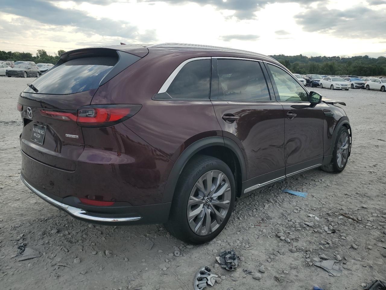 2024 Mazda Cx-90 Premium - Image 3