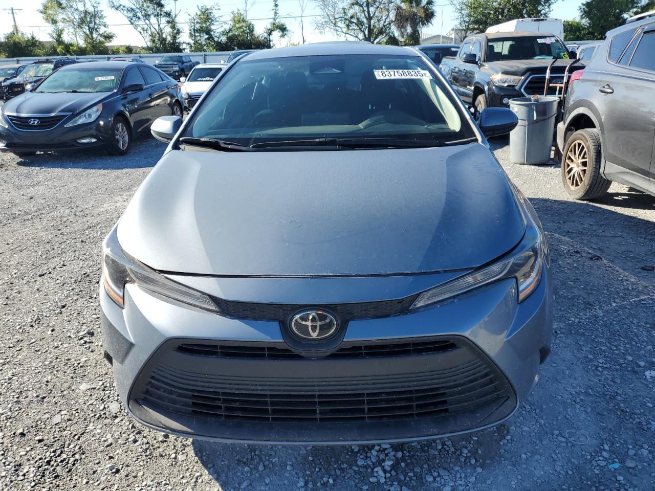 2024 Toyota Corolla Le - Image 5