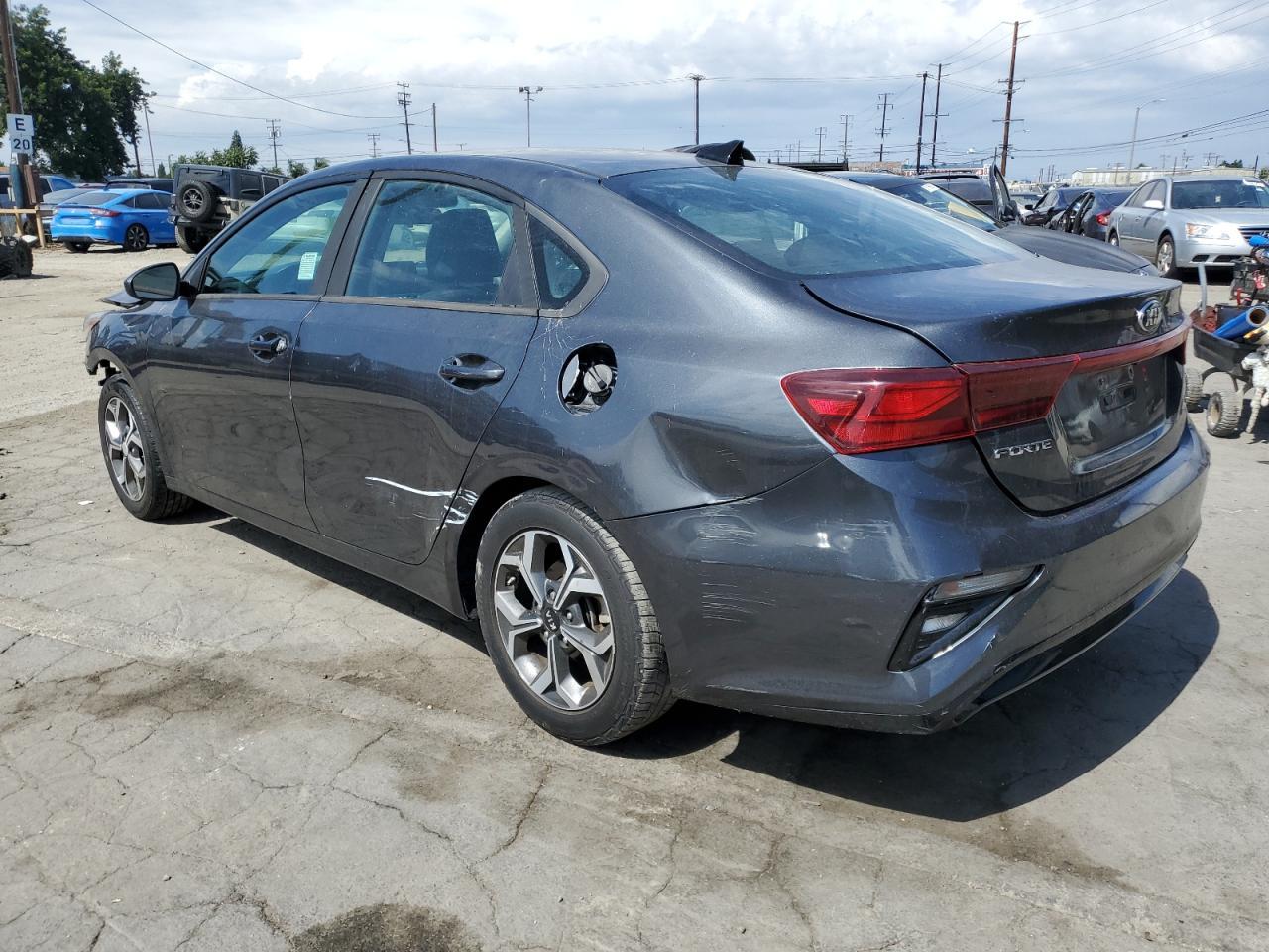 2020 Kia Forte Fe - Image 2